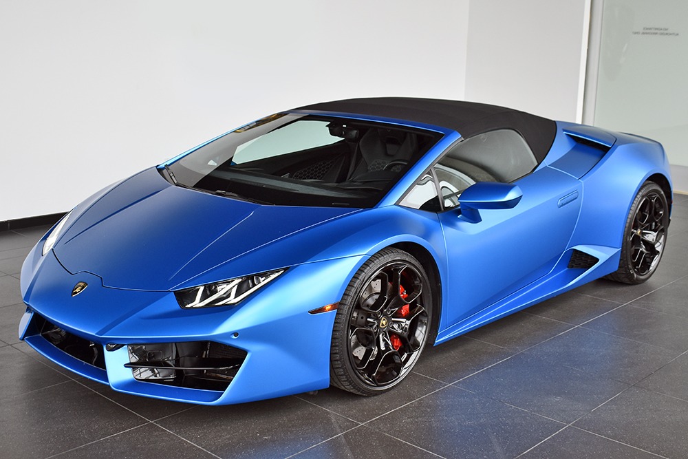 https://www.rollsroycelongisland.com/imagetag/2920/11/l/Used-2018-Lamborghini-Huracan-LP-580-2-Spyder-1613409085.jpg