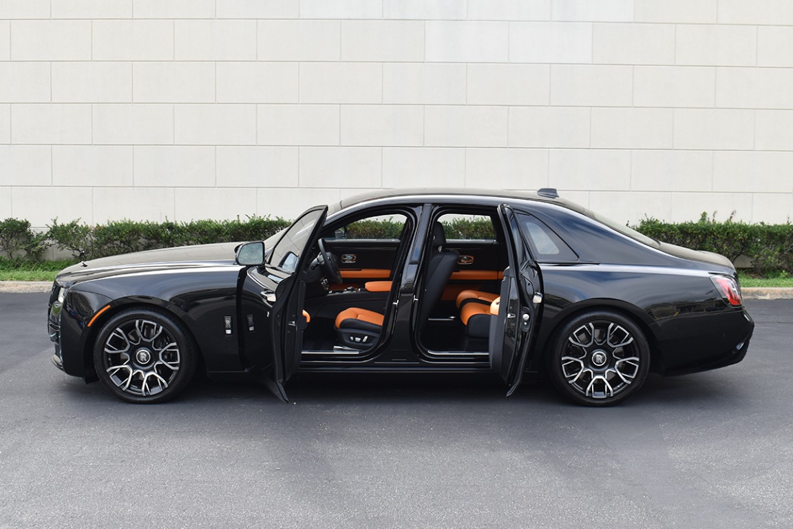 Would you pay $496,000 for this Black Badge Ghost? 👻🤔 #luxury #rolls, forrestsautoreviews